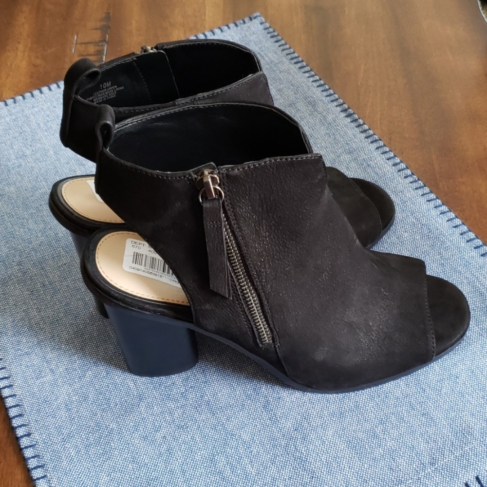 Gianni Bini Peep Toe Sandals